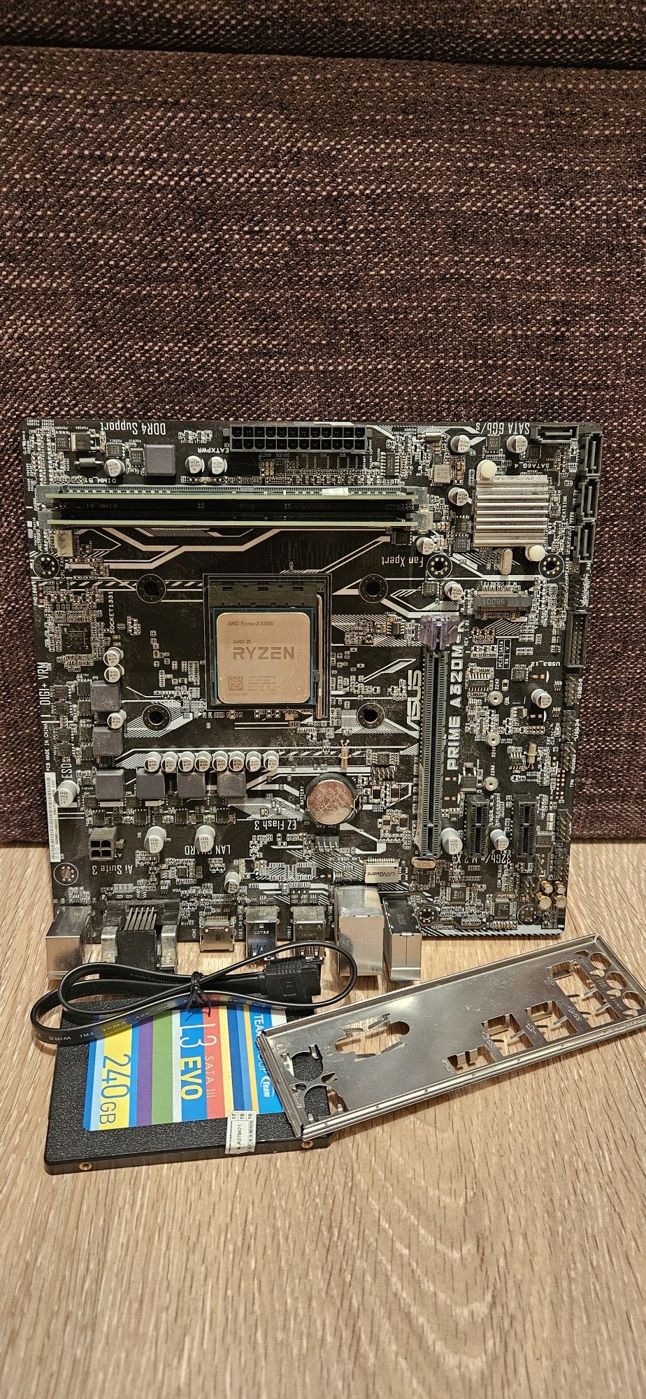 Ryzen 3 3200G,ASUS Prime A320M-K,16Gb DDR4