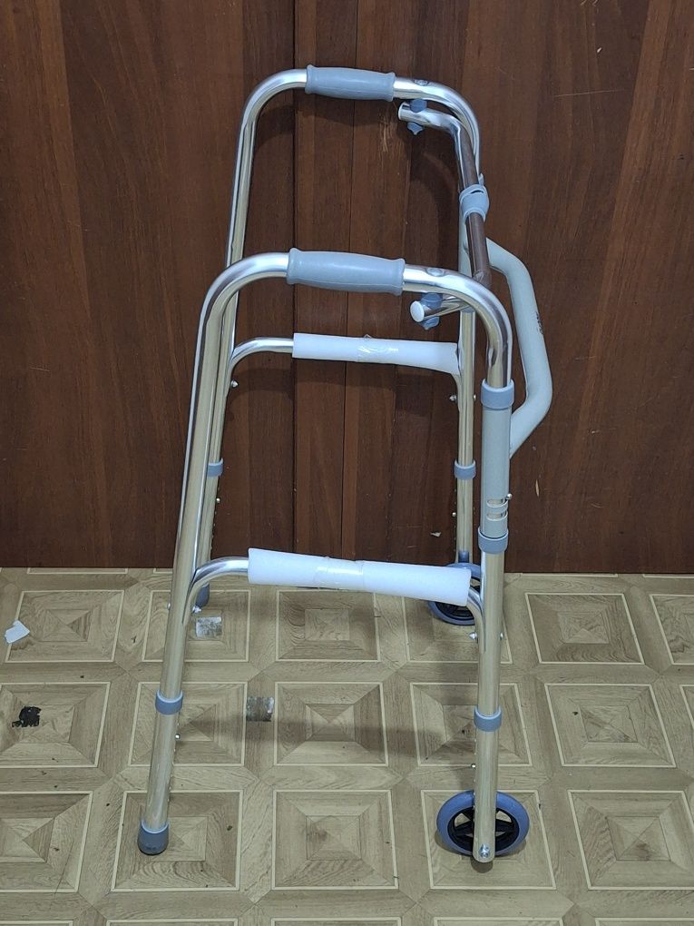 Ходунок для взрослых
