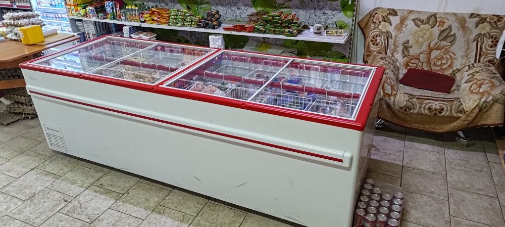 Продам морозильную камеру. 90 на 2.50.