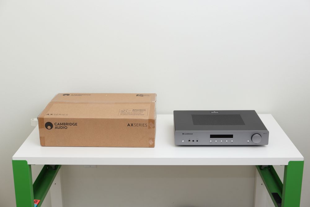 Усилитель Cambridge Audio AXA35
