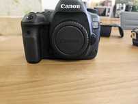 Зеркальный фотоаппарат Canon EOS 5D mark IV (Body) - 7000 кадров