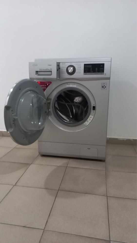 Продам стиральную машину