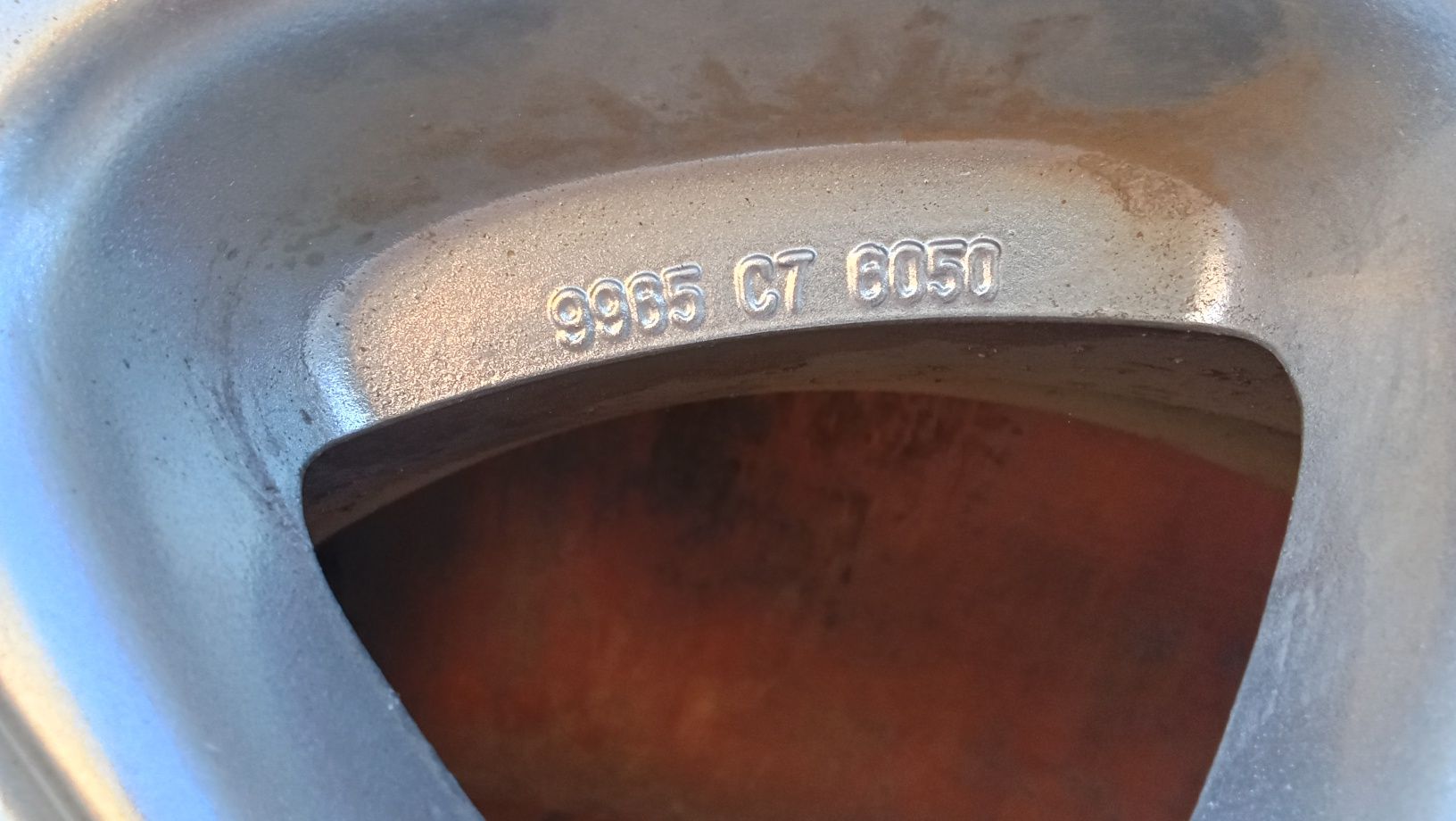 Продаются диски литые на 1 5 Тойота