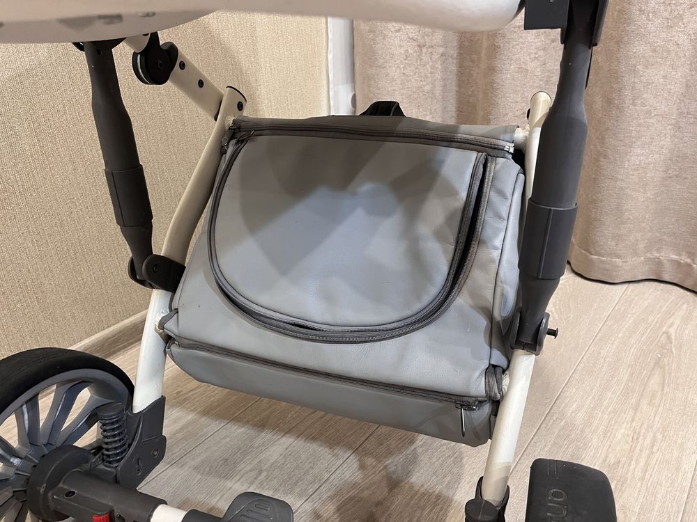 Коляска Anex sport 3 в 1 : люлька, прогулочный блок и автолюлька