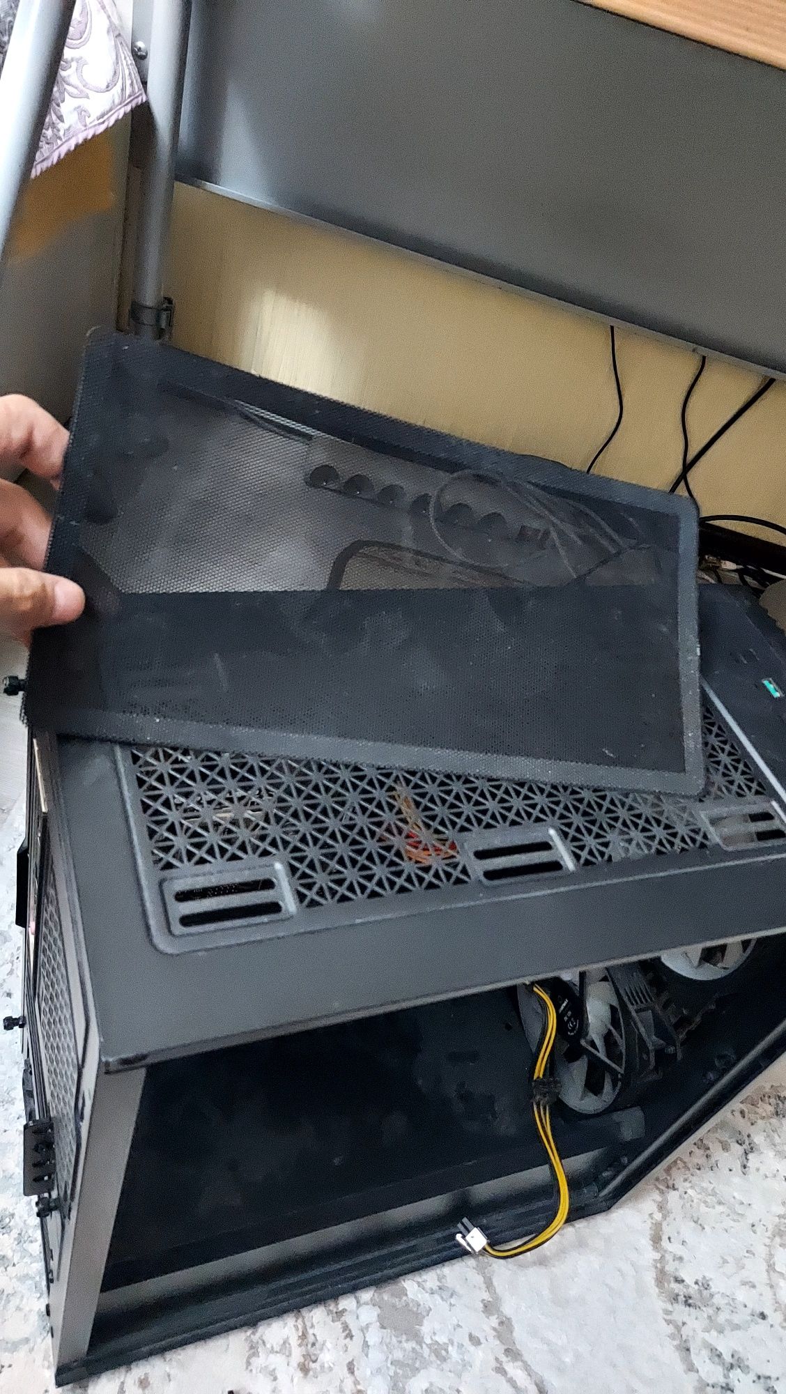 Продам материнку gigabyte h510m k для 10/11 поколения