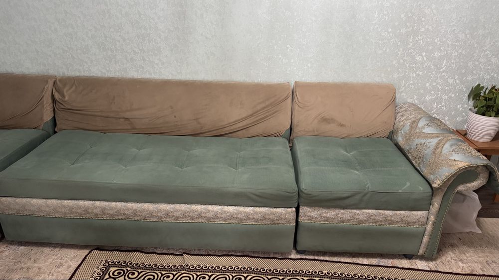 Срочно продается диван