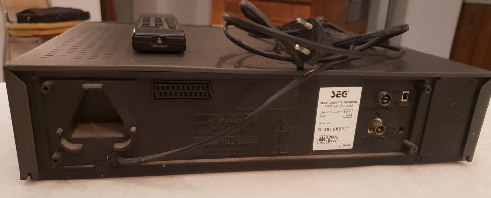 Продам видео магнитофон SEG.DVD LG.