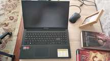 Ноутбук Asus в новом состоянии