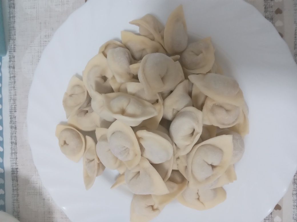 Домашние пельмени ручной лепки