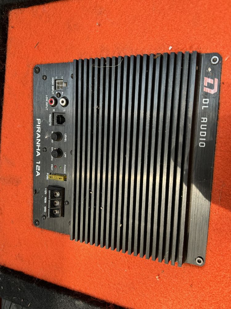 Сабвуфер Piranha 12V