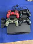 Продаю PS4 PRO.