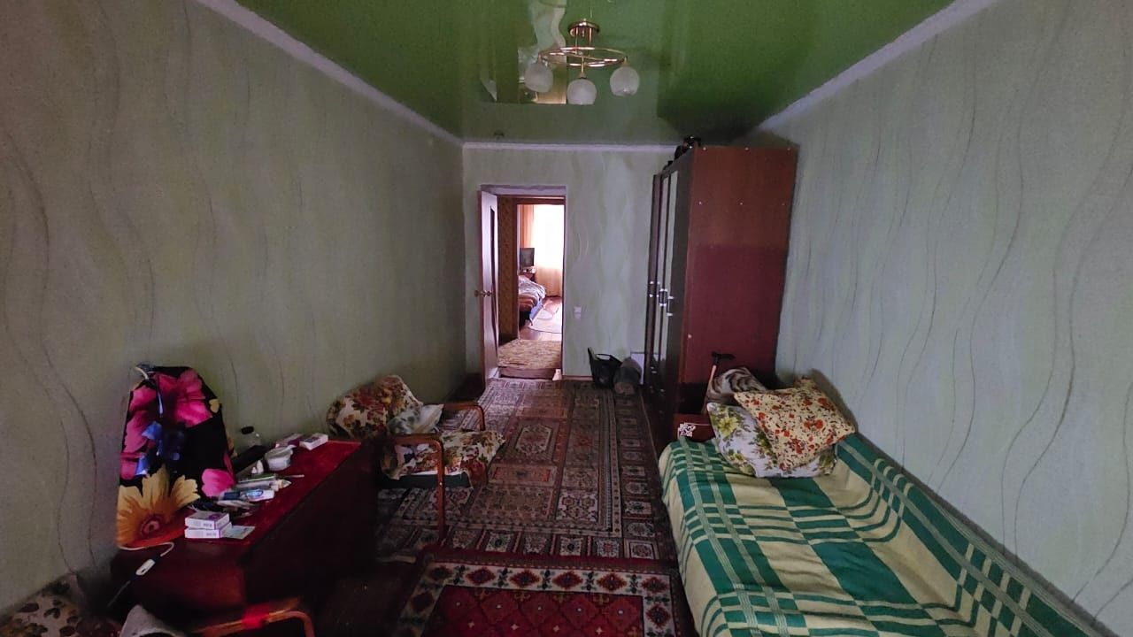 Продам 2 комнатную квартиру.