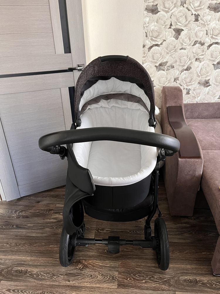 Продам коляску tutis novo 2 в 1
