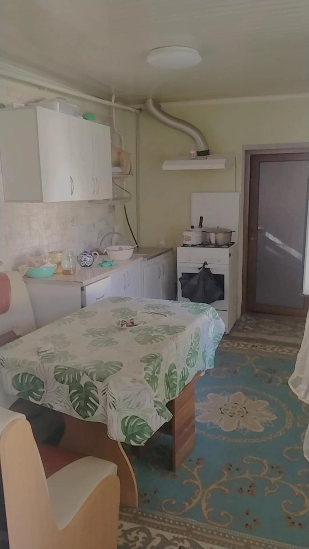 Пр-ся дом г.ленгер бывший Гагарина  улица Шаттык 11.в доме всё камуник