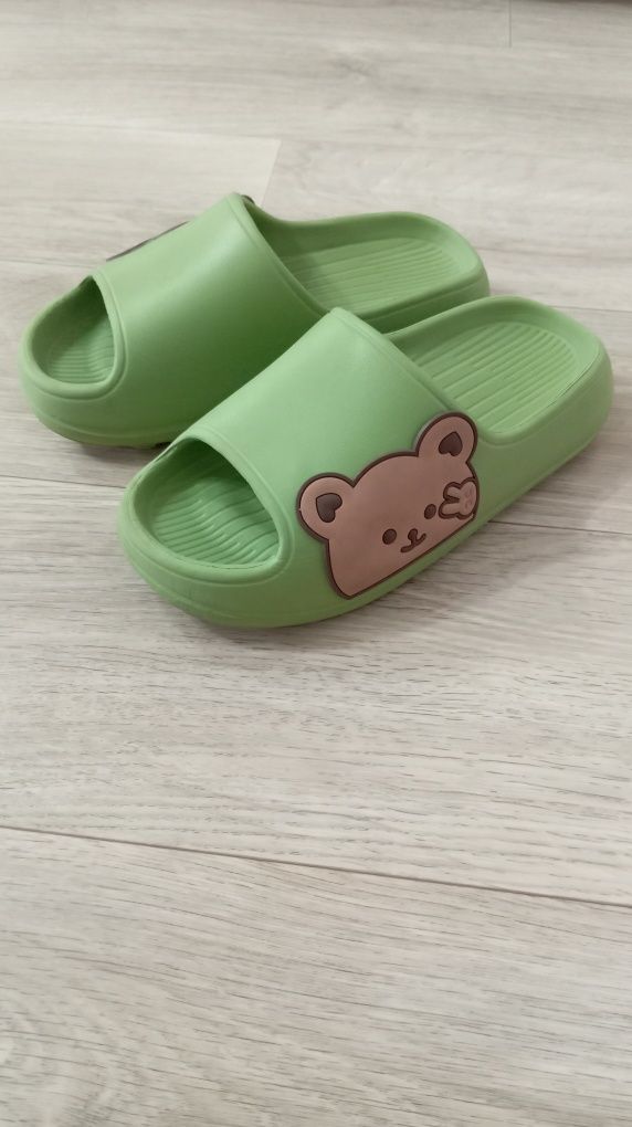 Продам шлёпки детские