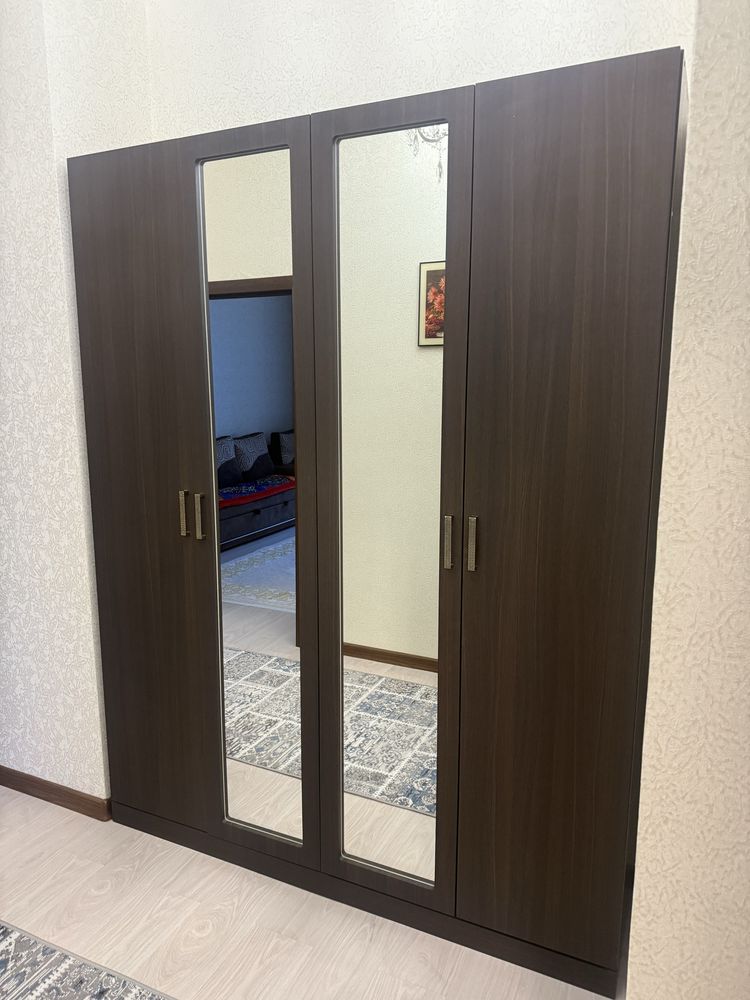 Шкаф для прихожей