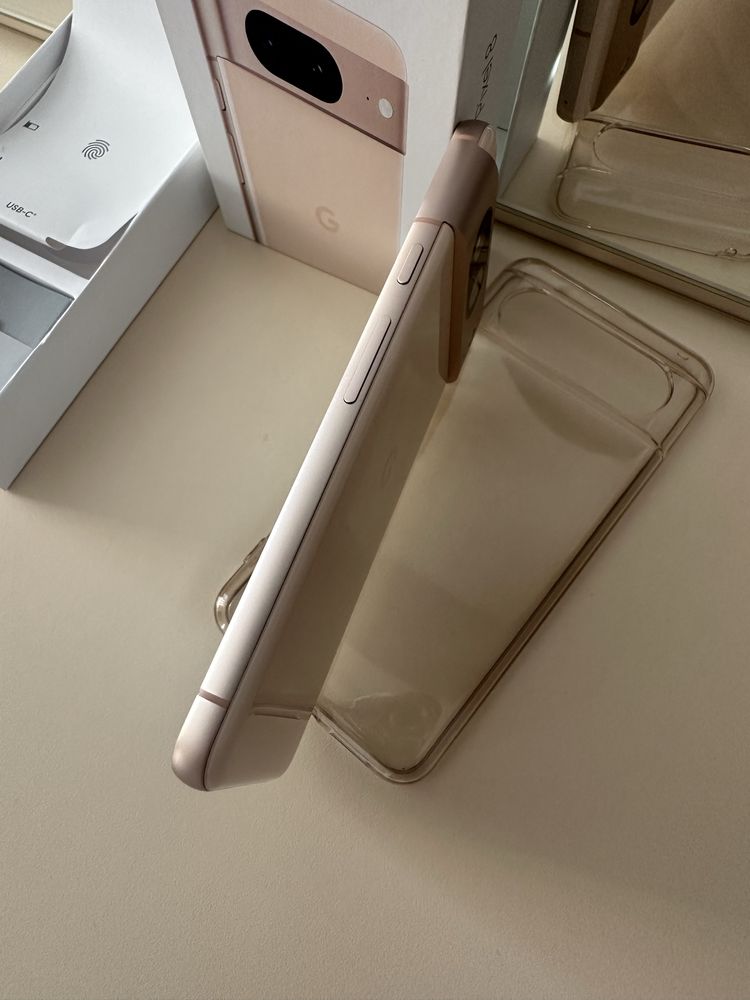 Продам Google Pixel 8 5G 8/128gb.