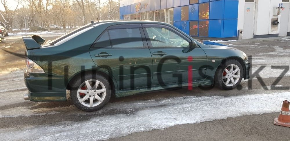 Lexus IS обвес и пороги TRD на Toyota Altezza, Тойота Альтезза