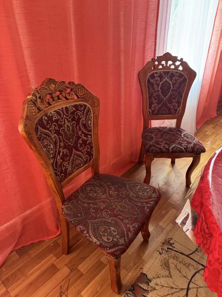 стол и стуля продам