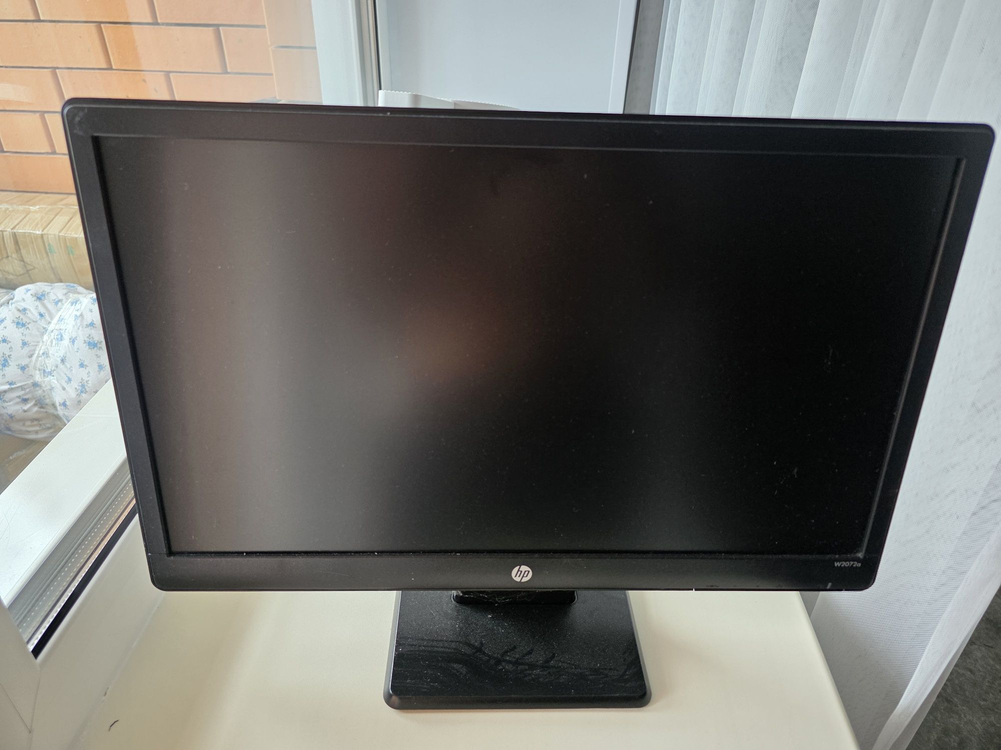 Монитор hp диагональ 20