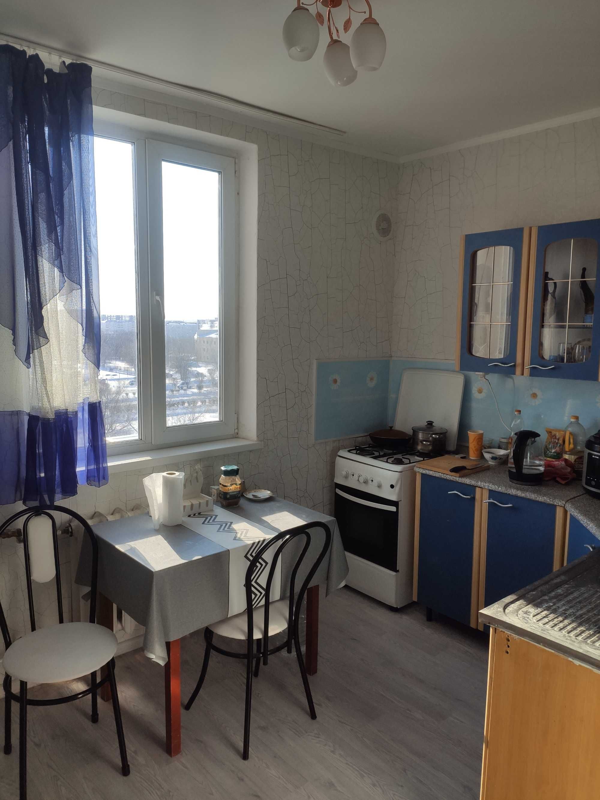 Г. Аксай 5 мкр. 18 дом - продажа 1 ком. кв
