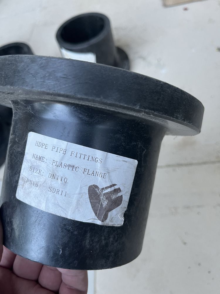 Hdpe pipe fittings / plastic flange