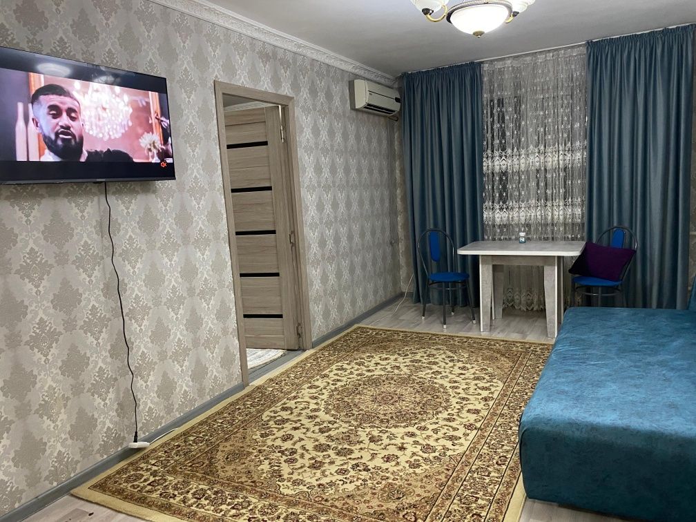 Посуточно Сдам 2 комнатную. Старая горбольница