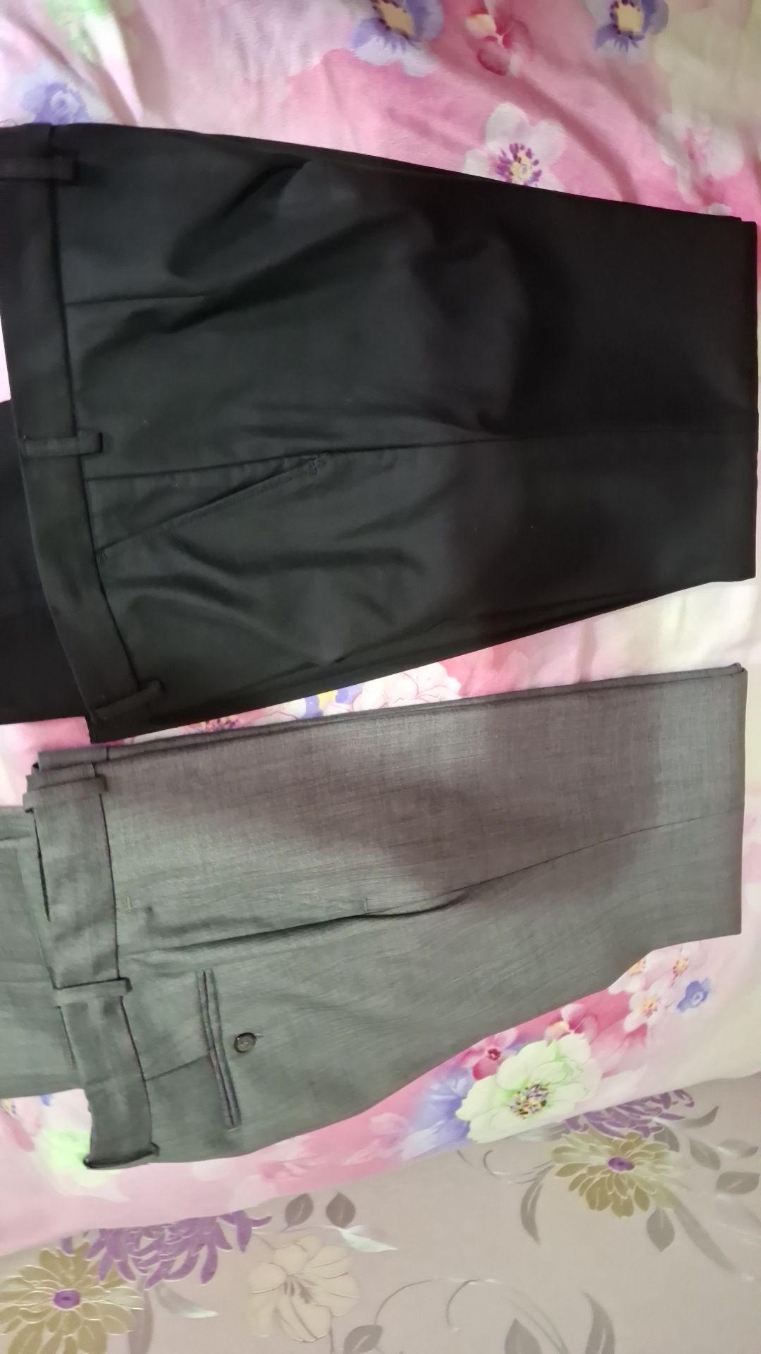 Продам школьный костюм на мальчика р.44,46,48
