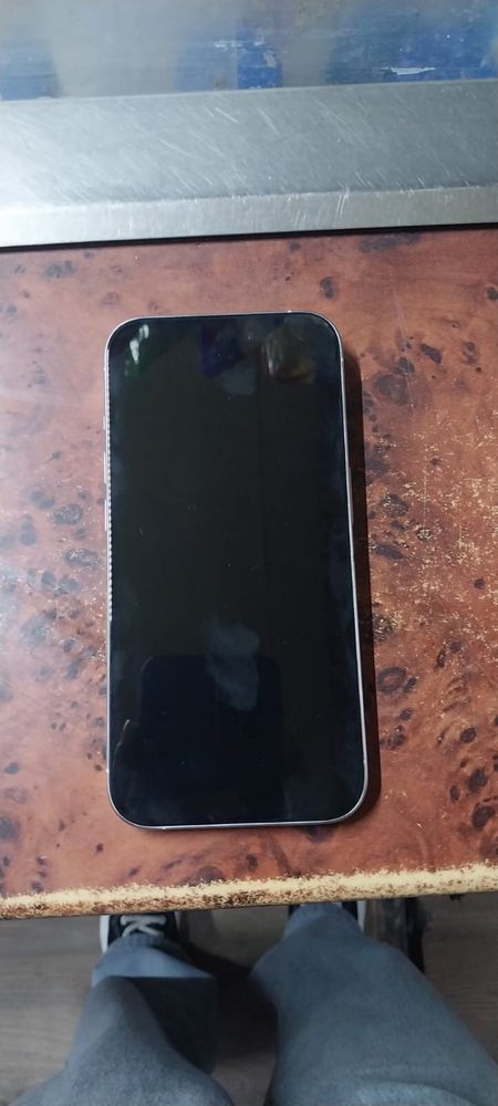 iPhone 15 Pro | 256 ГБ | Состояние отличное | Емкость батареи 90%