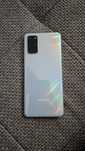 Продам  Samsung Galaxy S20.