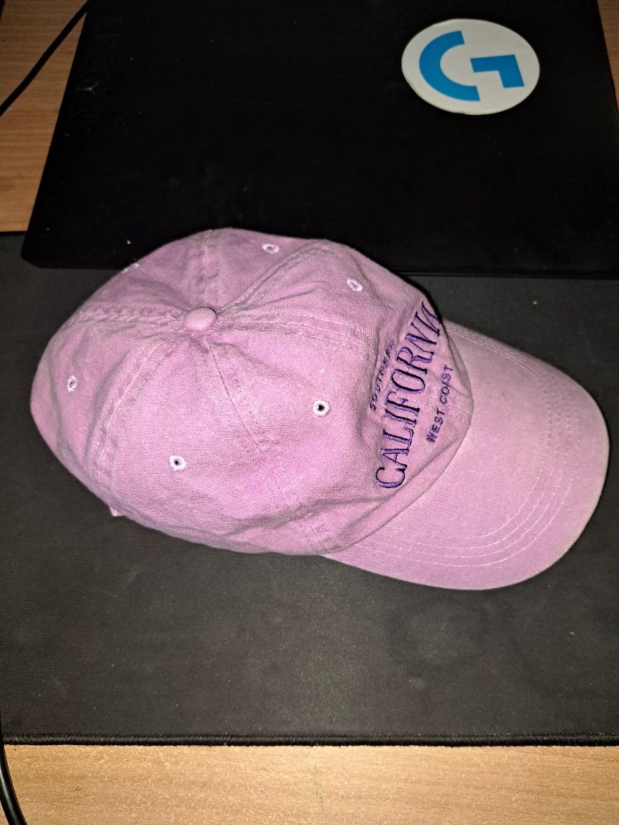 Кепка California