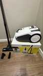 Пылесос Karcher VC2 Premium