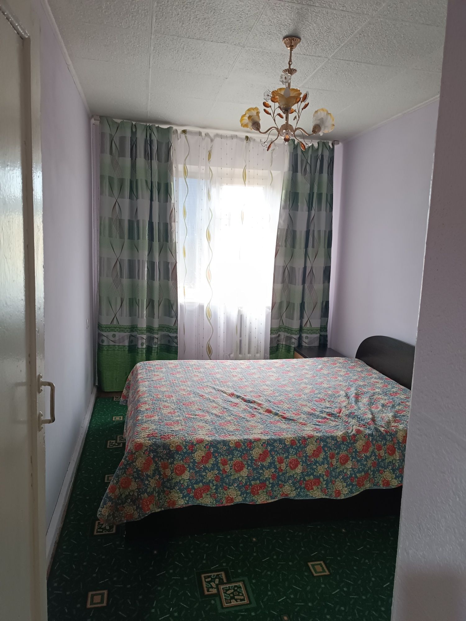 Продам 2х квартиру, 5 этаж, мкр. Акбулак, дом 25.
