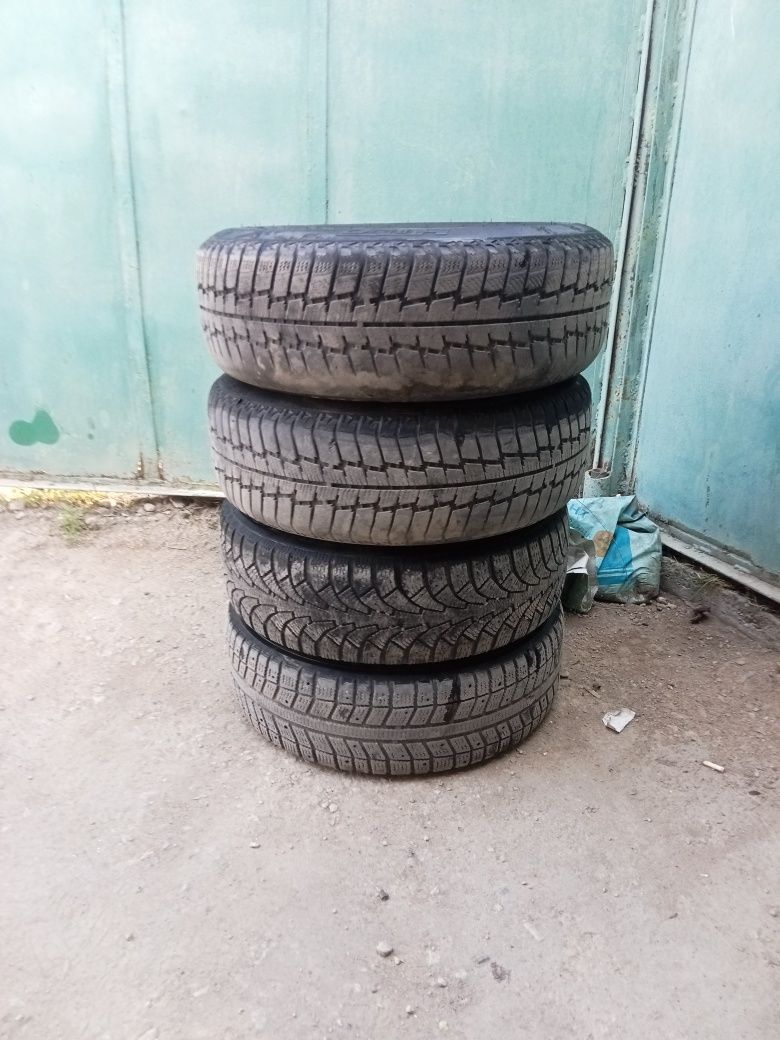 Продам диски с резиной