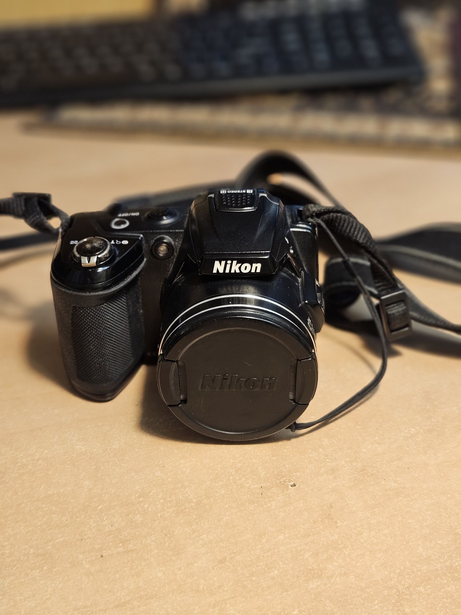 Видеокамера Nikon L120