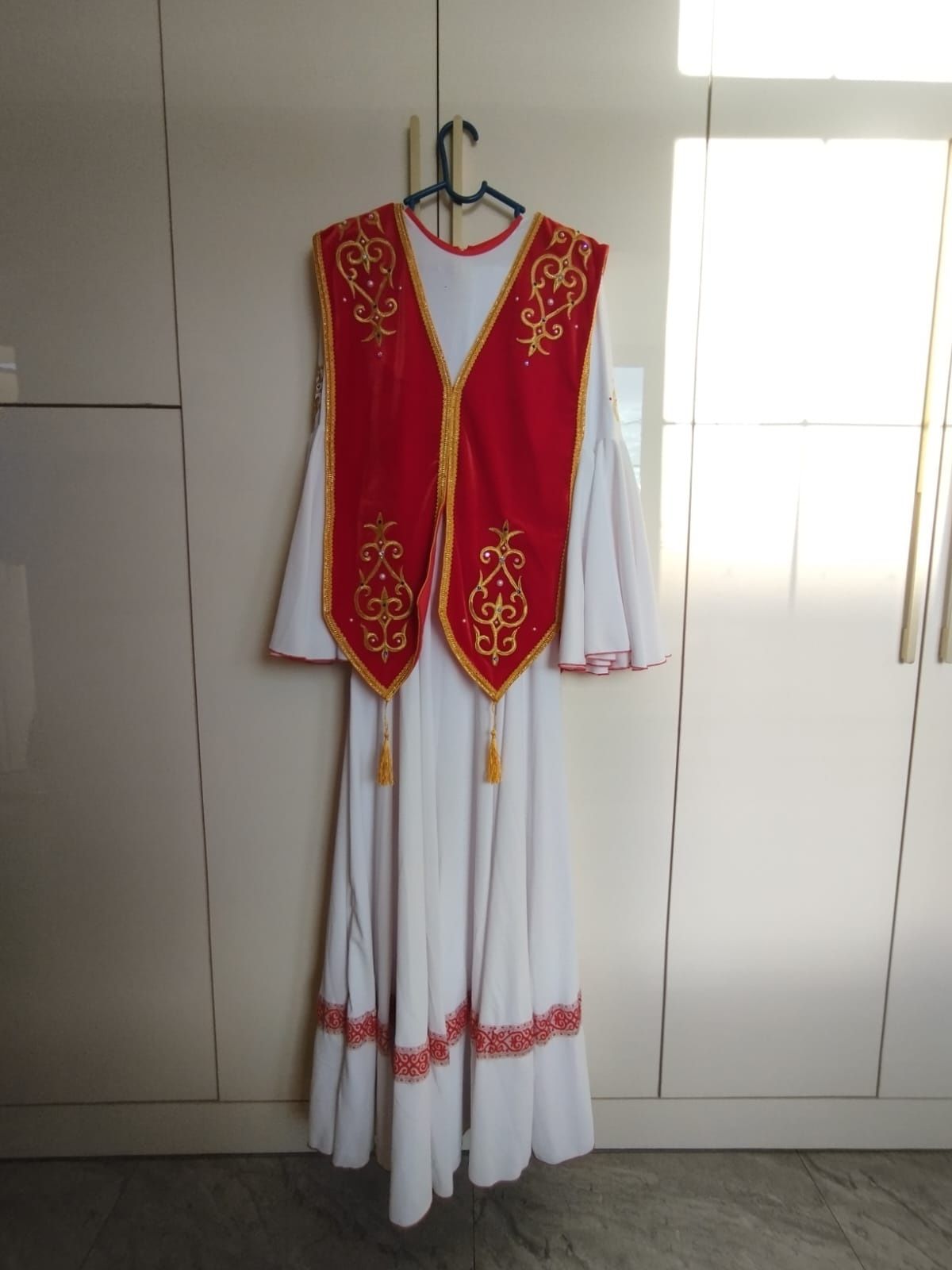 Национальная платье