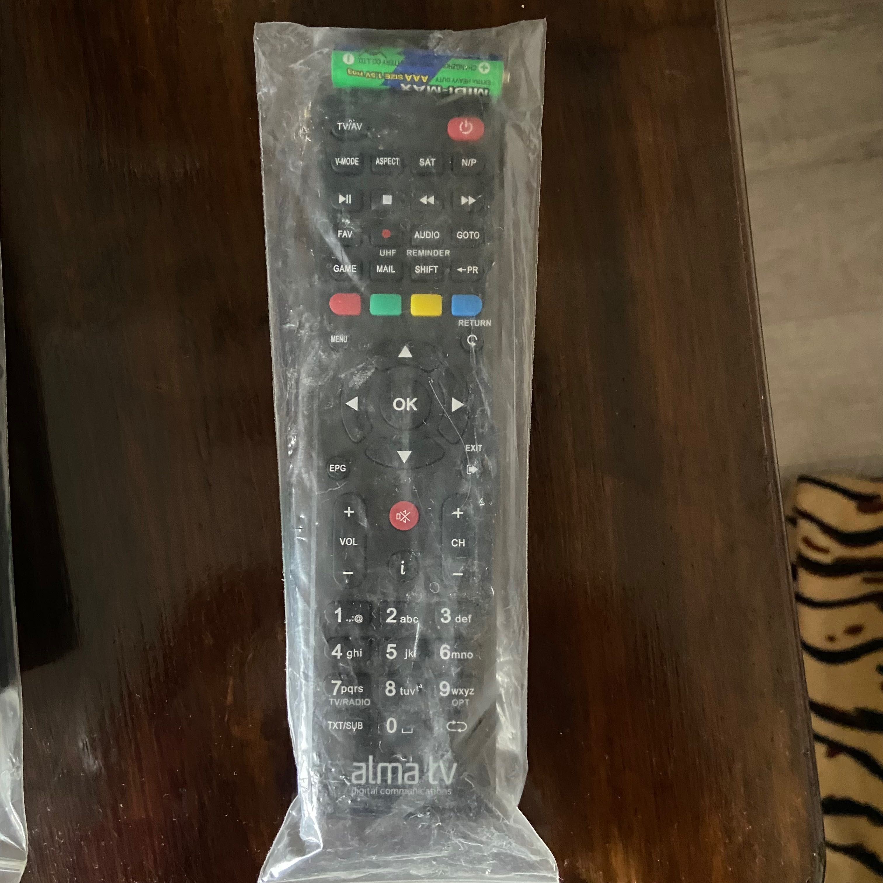 Продам пульты ALMA TV