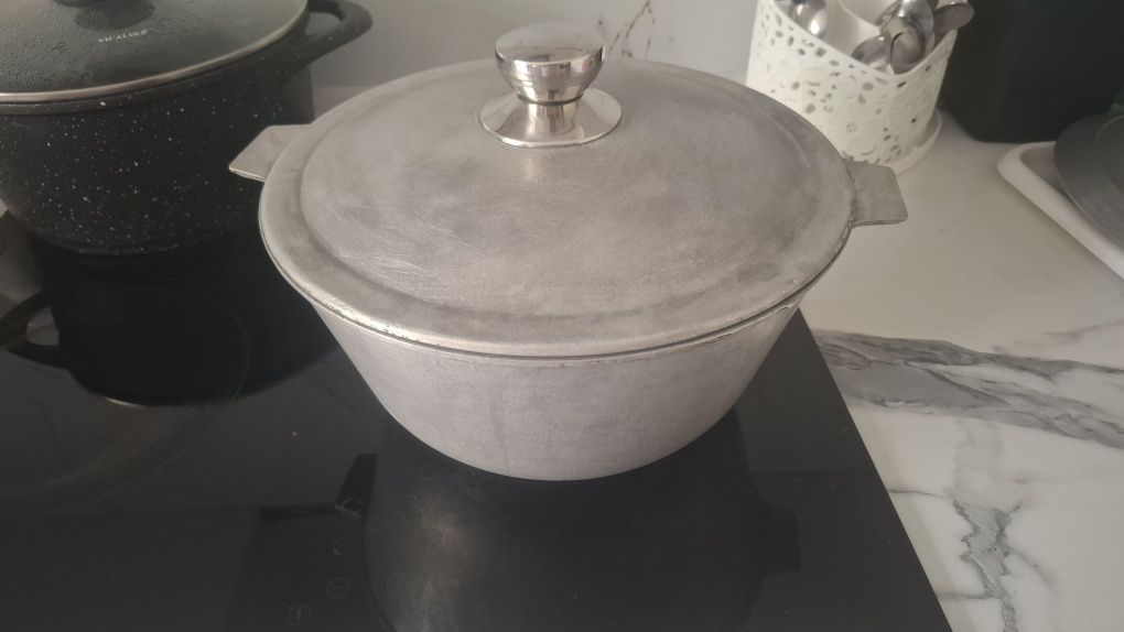 Срочно продам Казан 5л