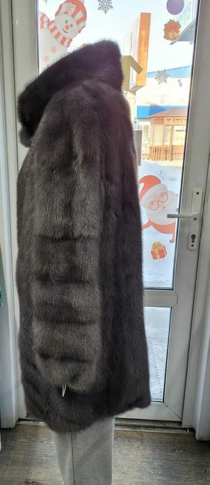 Продам норковую шубу