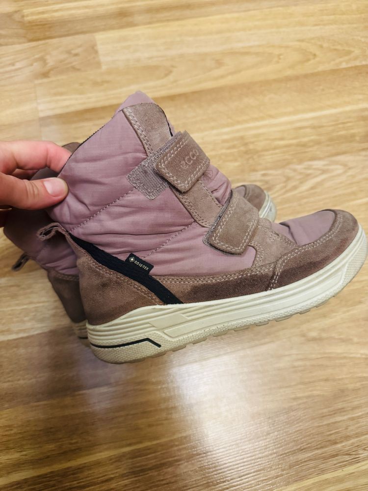 Сапожки детские ECCO.