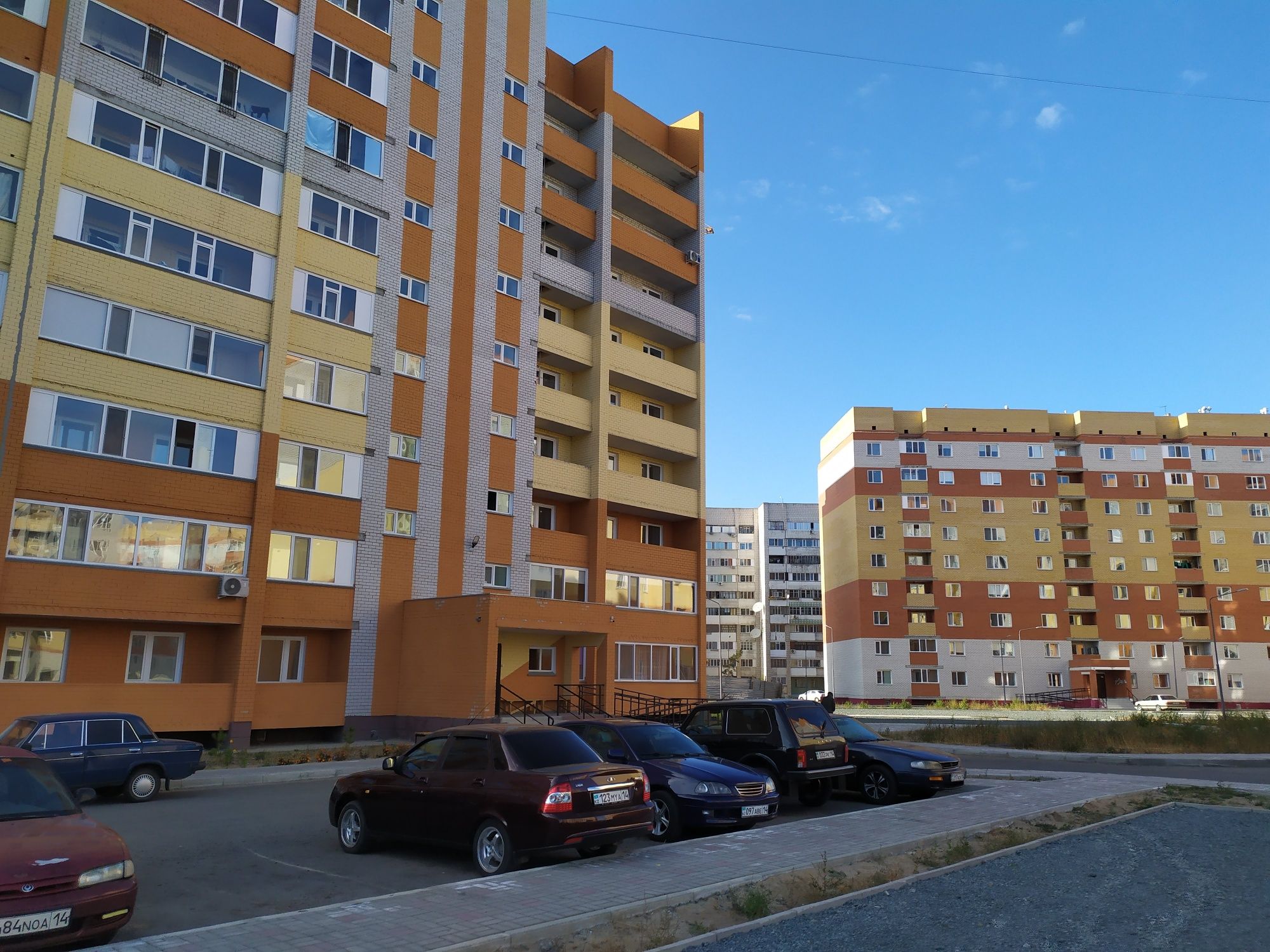 Продам 1-комнатную квартиру в мкр Достык