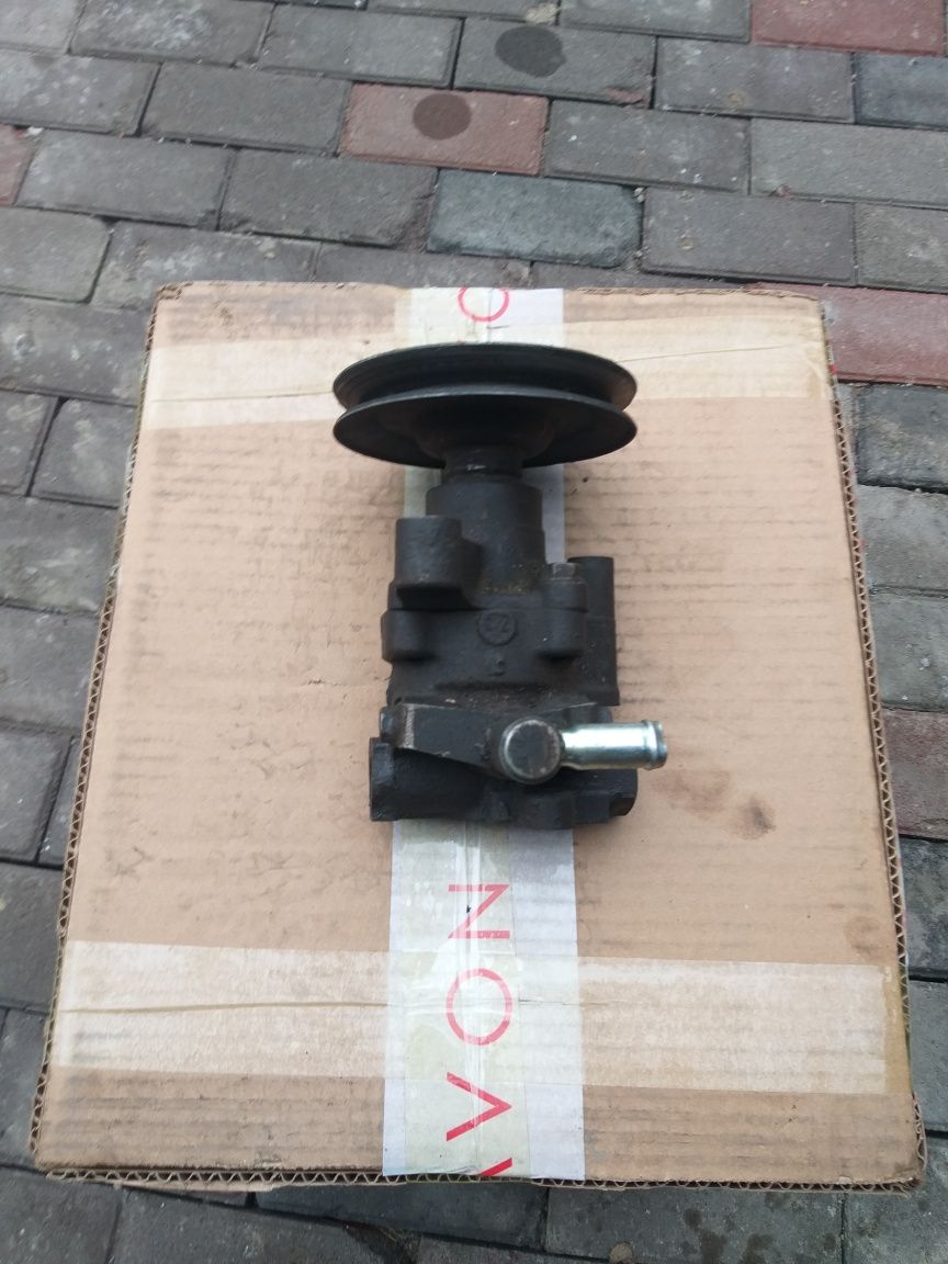 ГУР насос Toyota Hiace Surf двигатель 2L 3L дизель 89-04