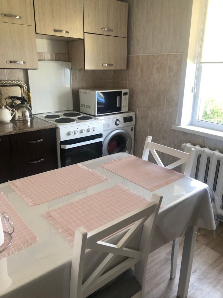 Продам 3-комн. квартиру в центре, р-н Манакбай
