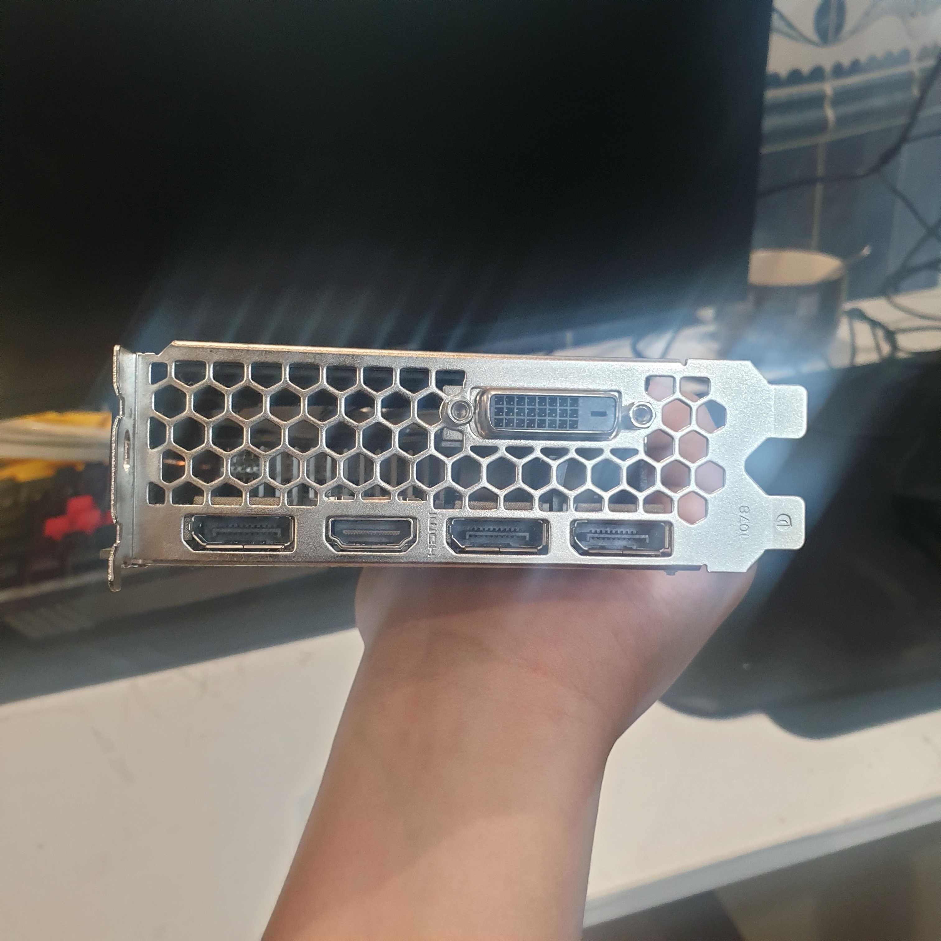 СРОЧНО! Видеокарата palit gtx 1060 на 6 гб в идеальном состоянии