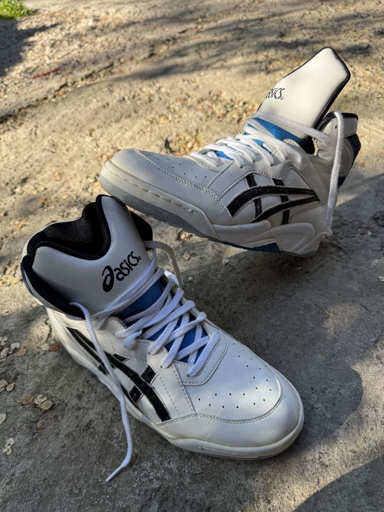 Кроссовки Asics муж 27.5 см 43