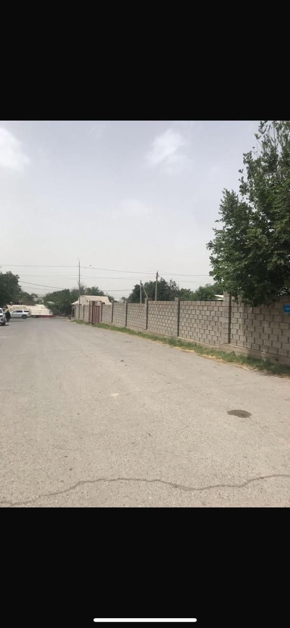 Үй сатылады, Дача Қайнарбұлақта, срочно бағасы 85 млн, келсімі бар.