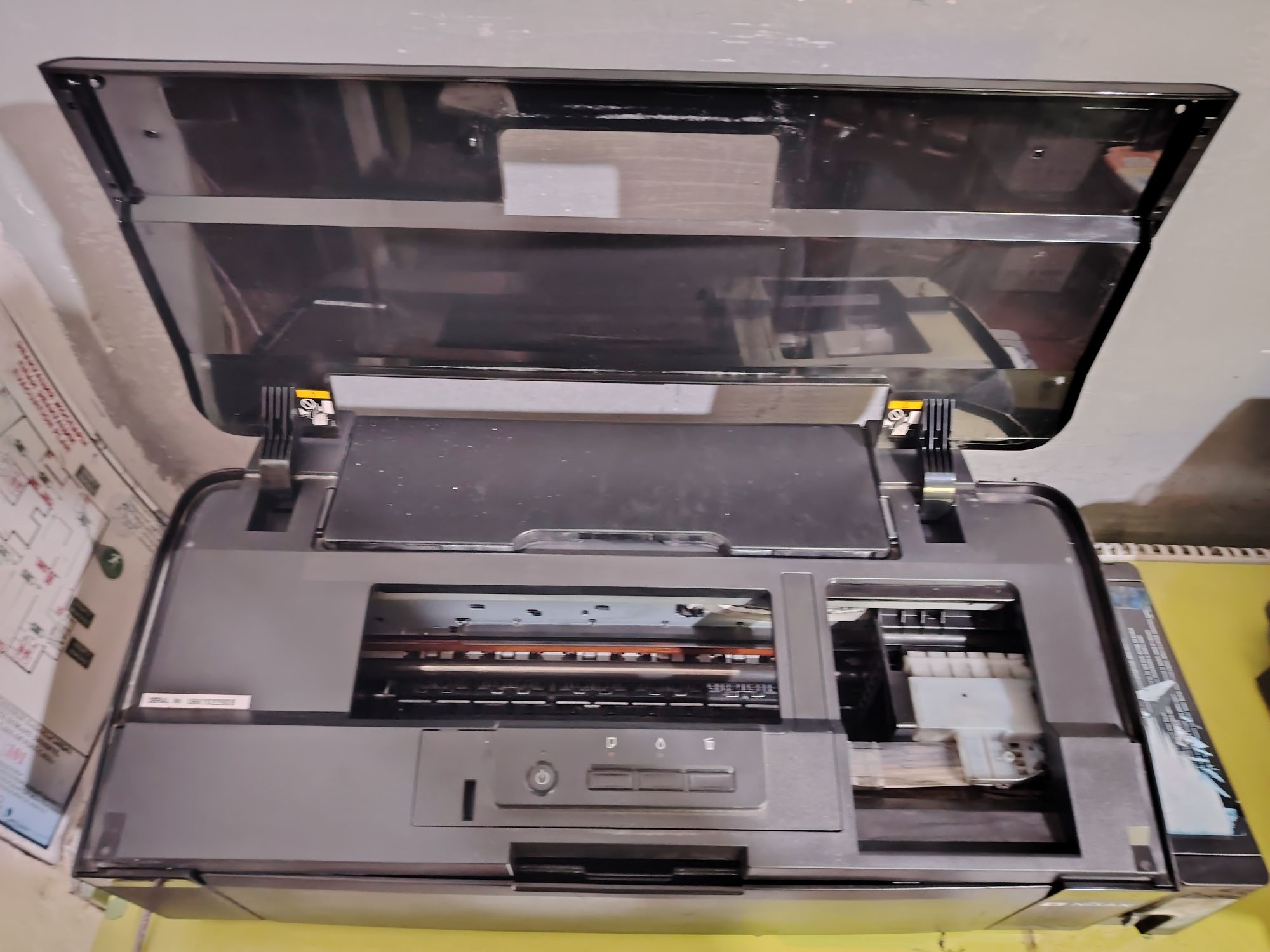 Продам Epson L1800