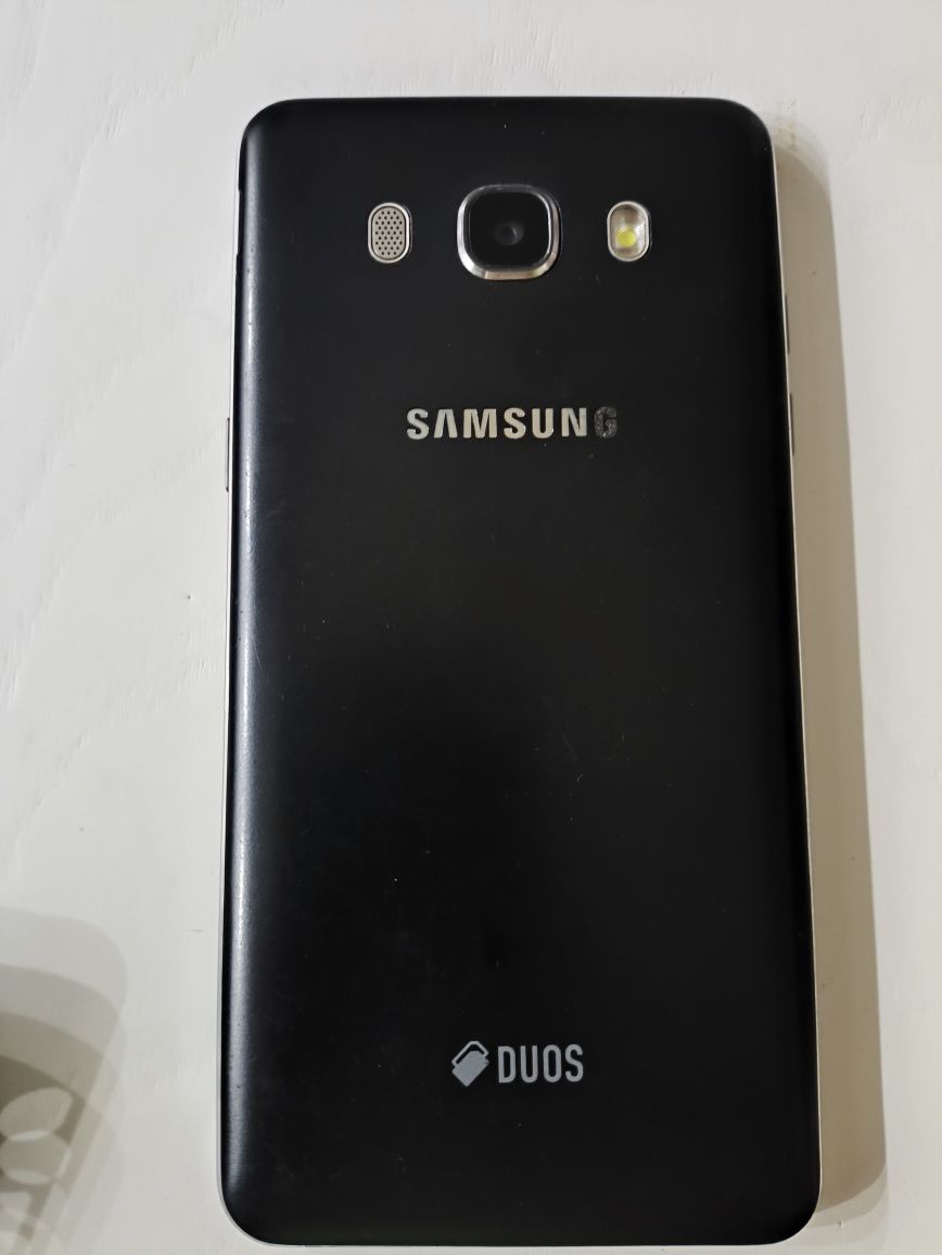 Samsung Galaxy J5