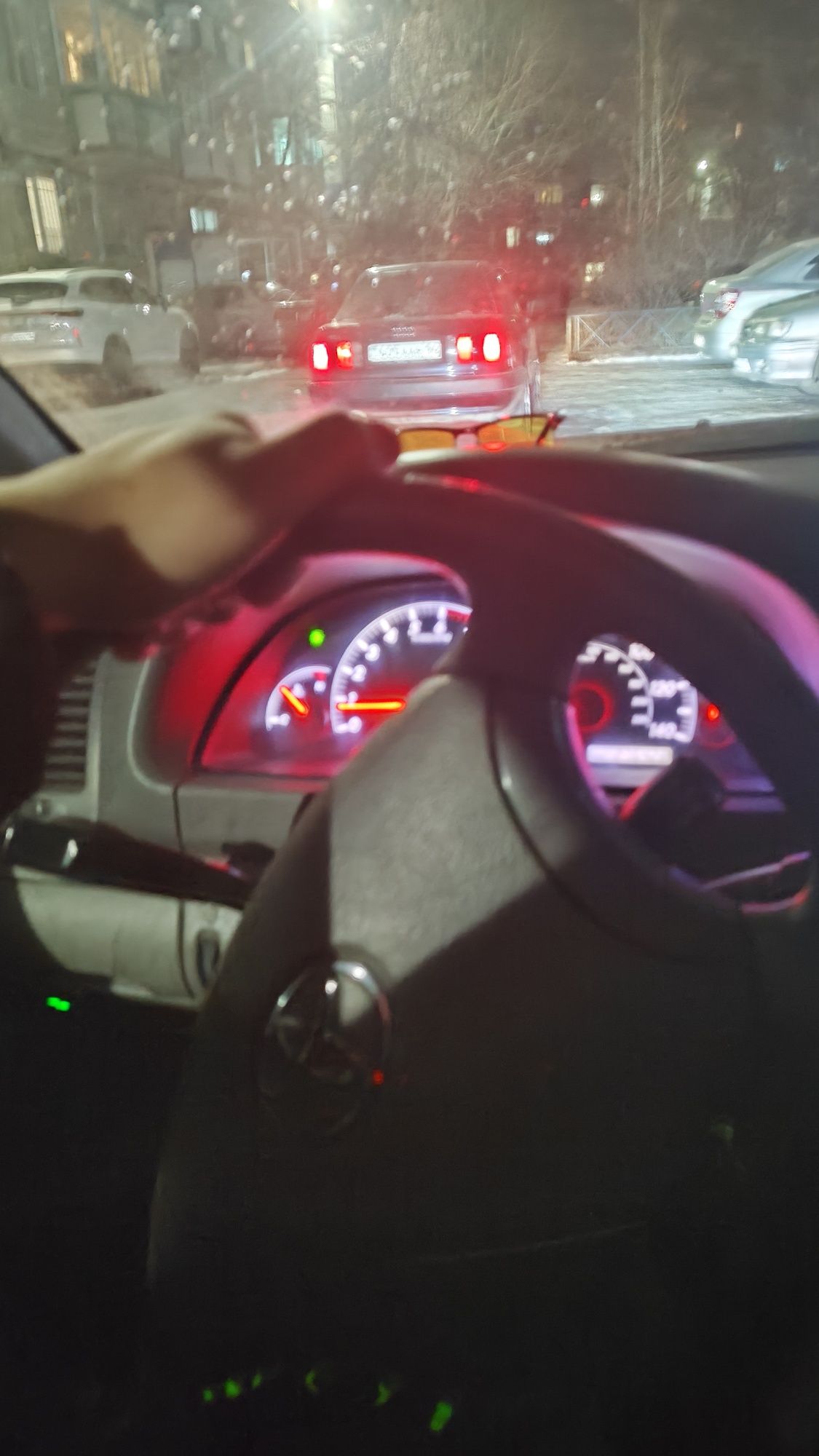 Тайота камри 35 продам
