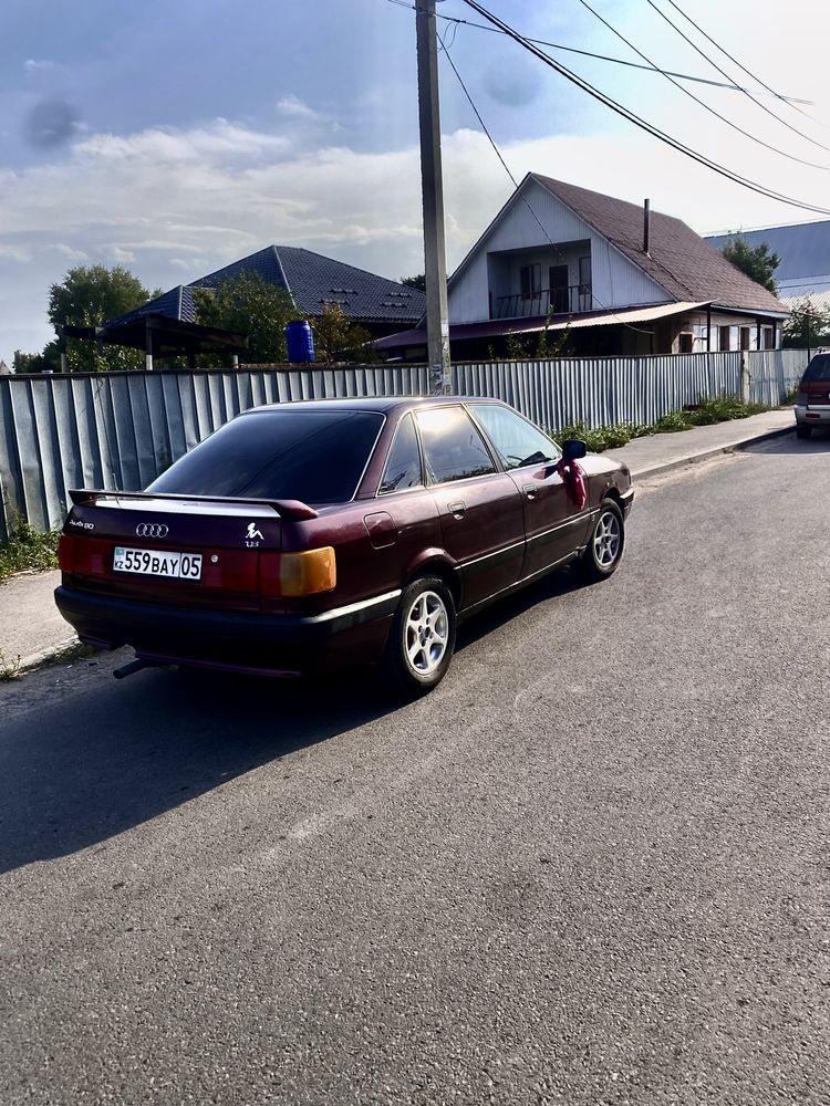 Ауди 80 б3 в хорошем состояний